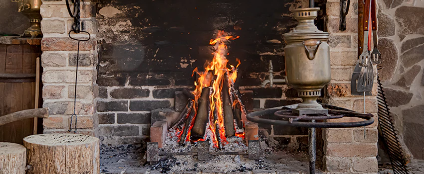 Traditional Fireplace Design Refurbishment Costs in Mirabel, Quebec