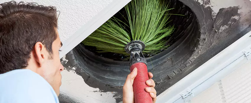 Clogged Air Duct Cleaning Process in Mirabel, QC