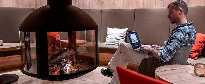Hanging & Suspended Fireplaces Designer in Mirabel, Quebec