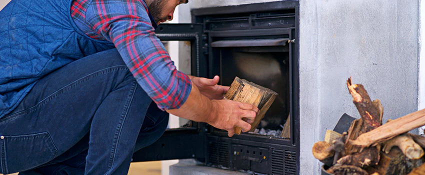 Old Broken Fireplace Repair And Replacement in Mirabel, QC